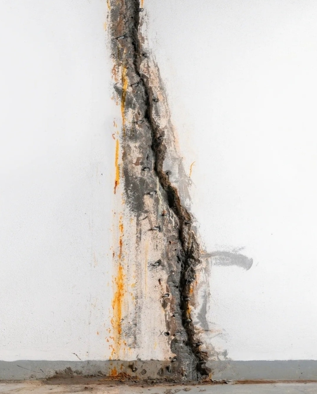 Crack Repair — MDECO Ontario